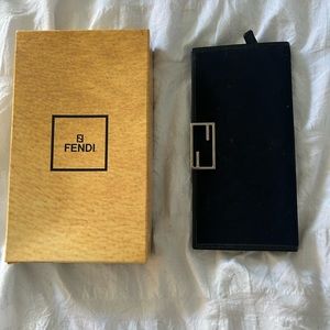 RARE Vintage Fendi Portafoglio Donna Black Long Wallet | Like New
